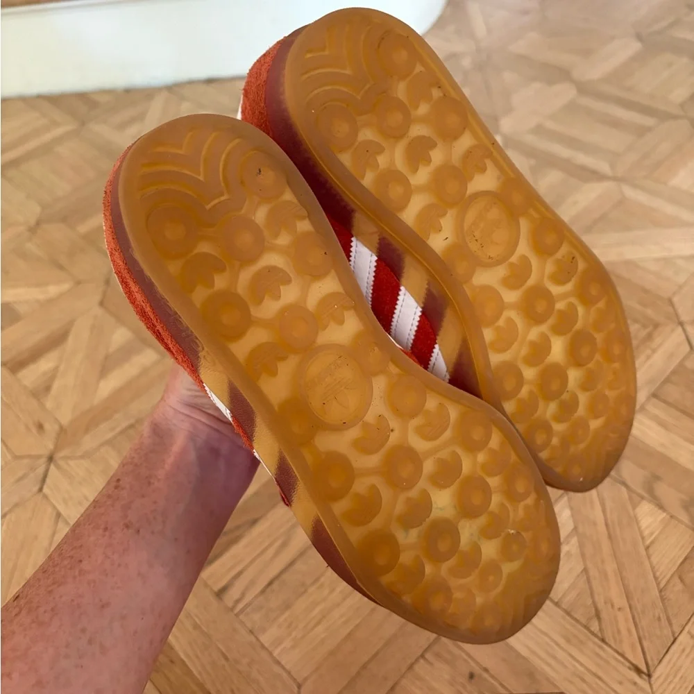 adidas Gazelle Suede Sneakers in red/Orange with White Stripes - Picture 4 of 6